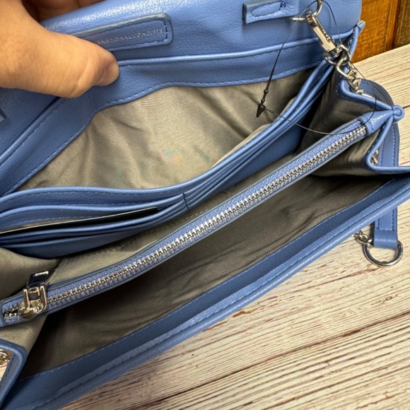 I.N.C. INTERNATIONAL CONCEPTS Averry Tunnel Convertible Clutch Crossbody - Picture 5 of 6